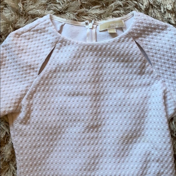 Michael Kors Top with cutouts - Picture 4 of 5